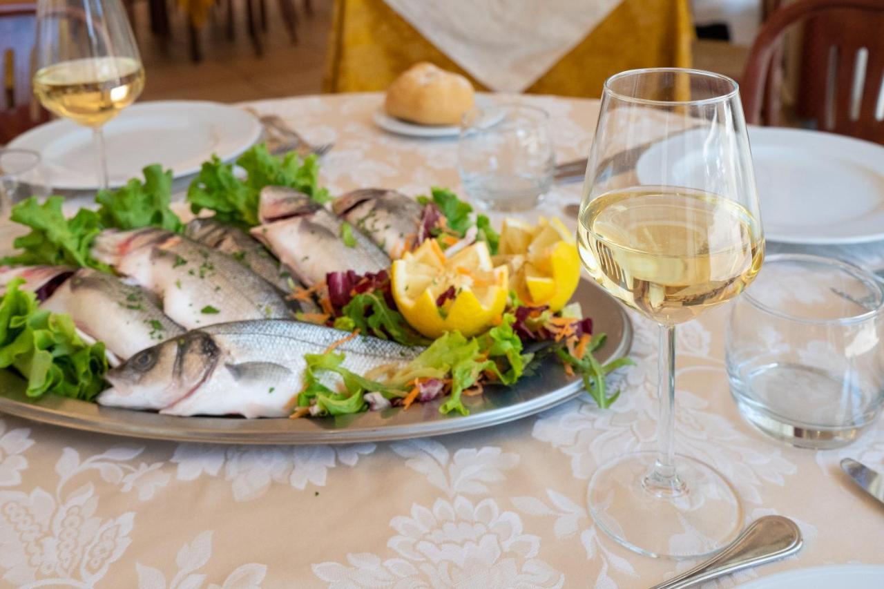 Hotel Tiglio Ρίμινι Εξωτερικό φωτογραφία
