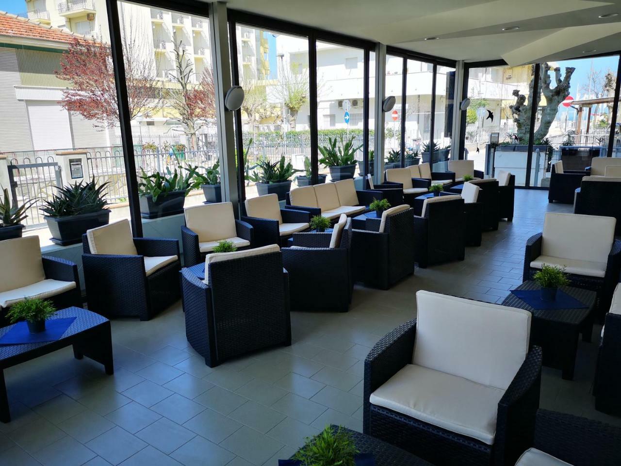 Hotel Tiglio Ρίμινι Εξωτερικό φωτογραφία