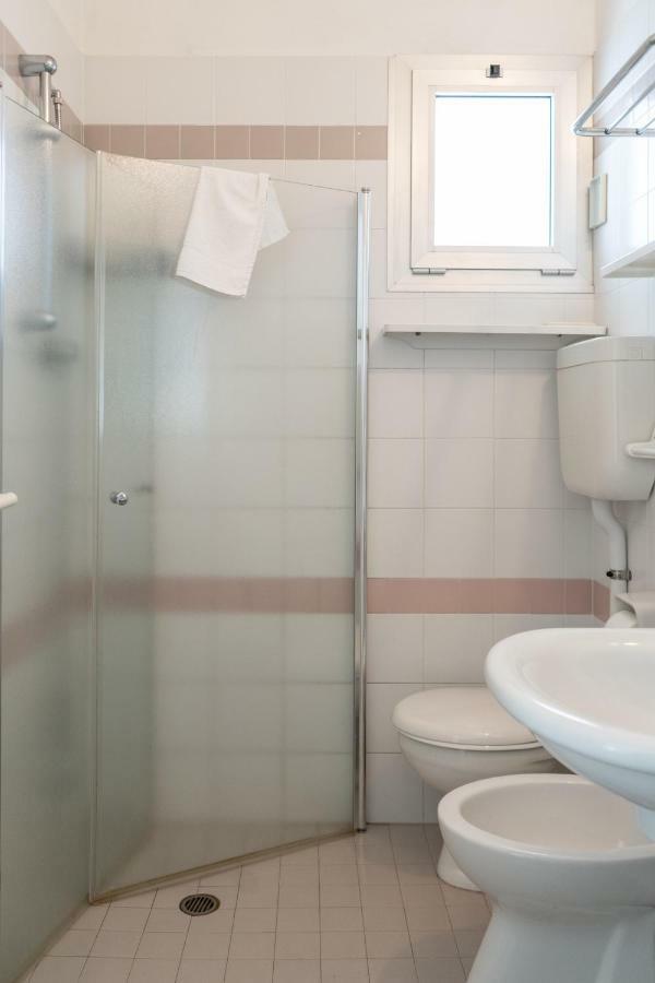 Hotel Tiglio Ρίμινι Εξωτερικό φωτογραφία