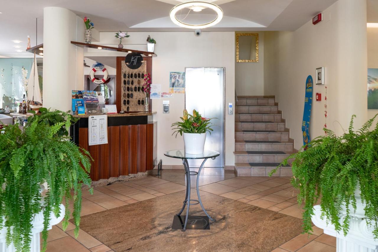 Hotel Tiglio Ρίμινι Εξωτερικό φωτογραφία